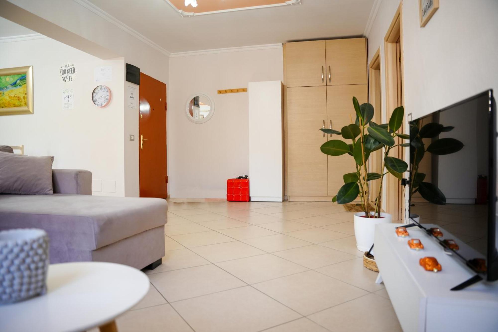 Tirana Centre Lions Gate 1 Apartment Buitenkant foto
